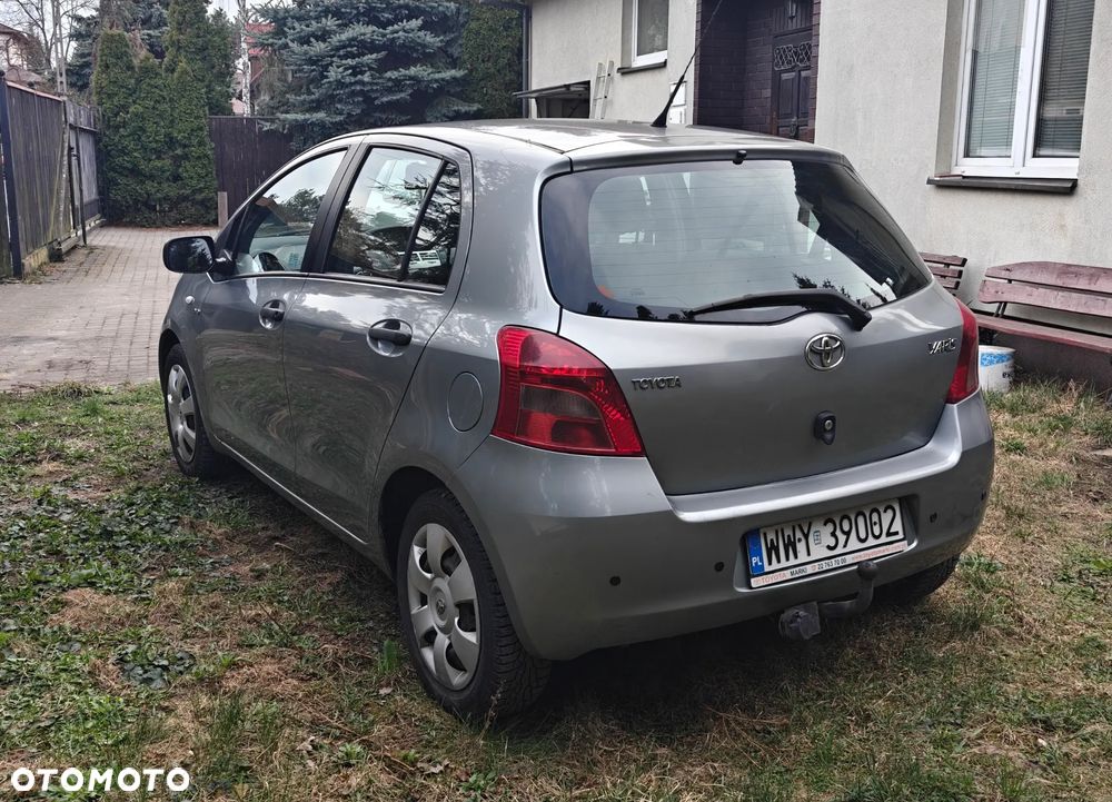 Toyota Yaris 1.4 D-4D Terra A/C - 6