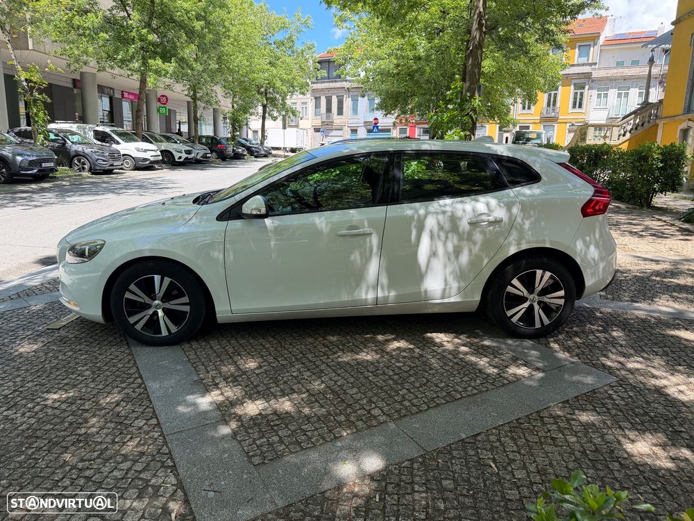 Volvo V40 2.0 D2 Kinetic - 17