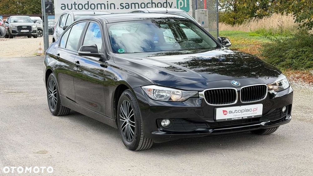 BMW Seria 3 316d DPF Edition Lifestyle - 11