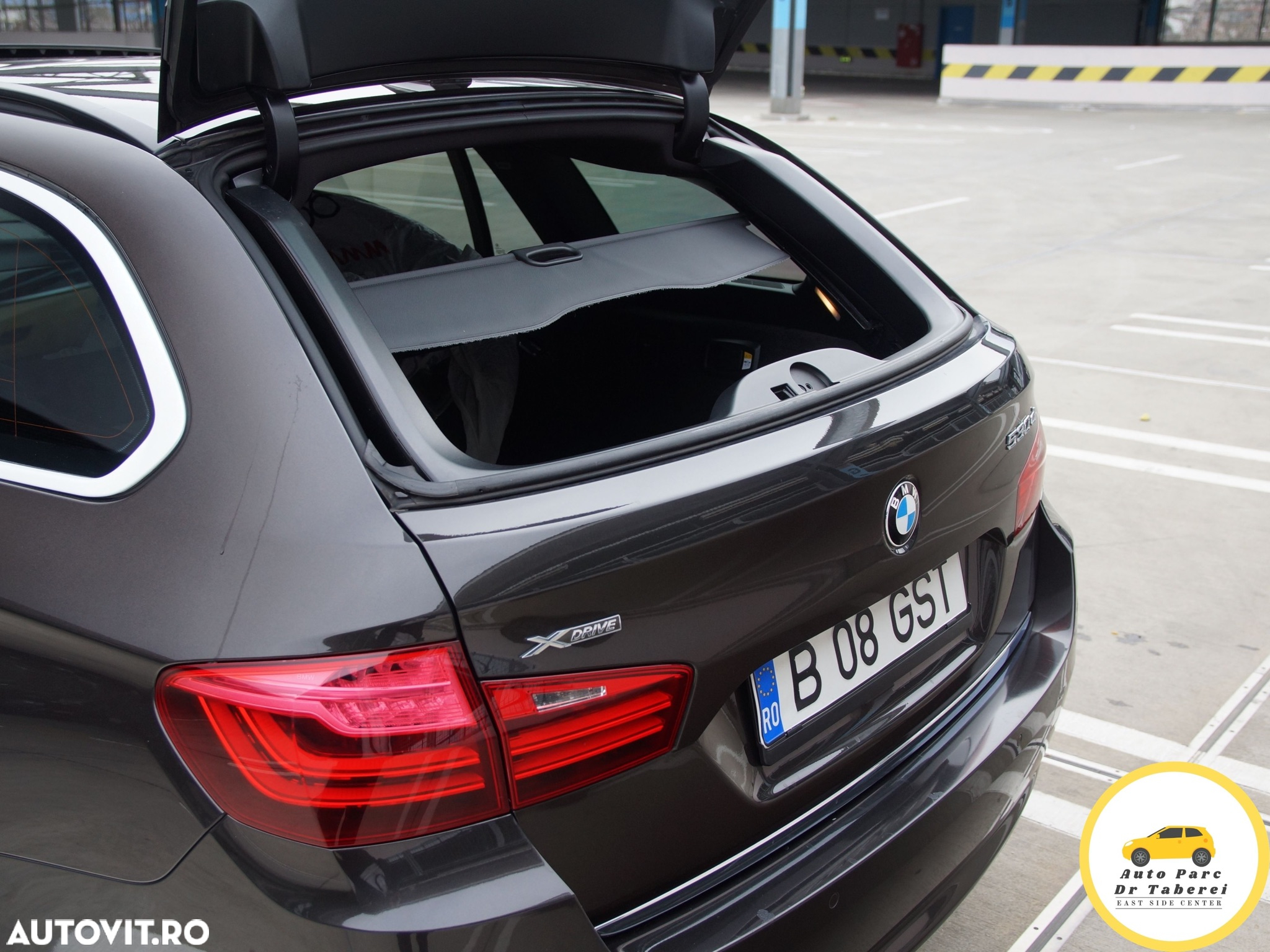 BMW Seria 5 530d xDrive Sport-Aut. Luxury Line - 16