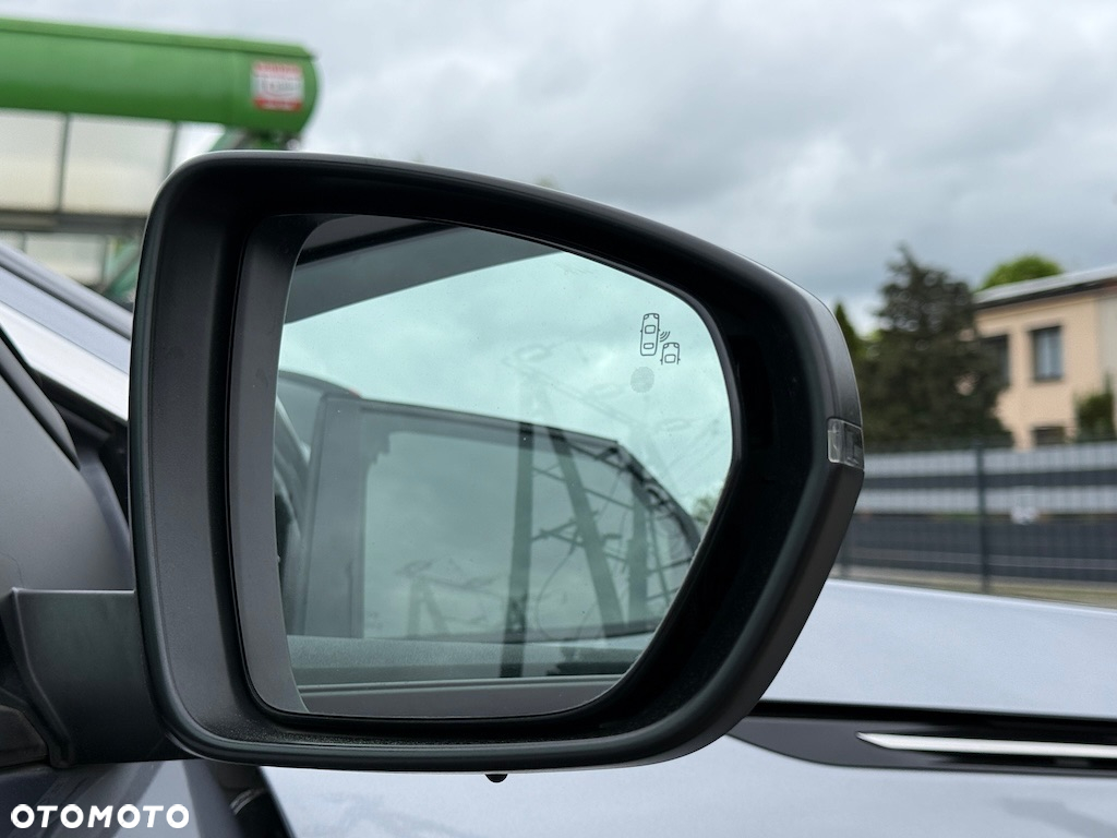 Peugeot 3008 BlueHDi 130 Stop & Start EAT8 Allure - 17