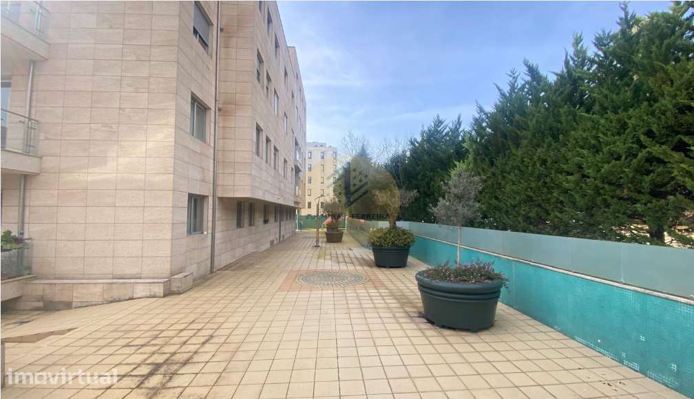 Boavista Prime: T5 Duplex c/ Terraço e 3 Lugares de garagem - Grande imagem: 4/28