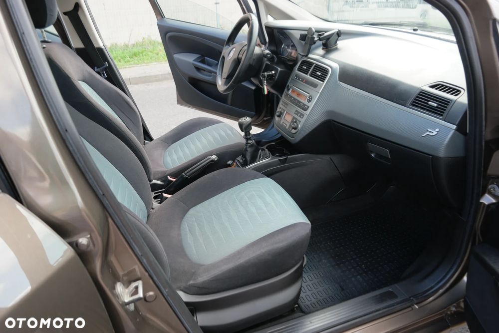 Fiat Grande Punto 1.4 8V Dynamic - 22