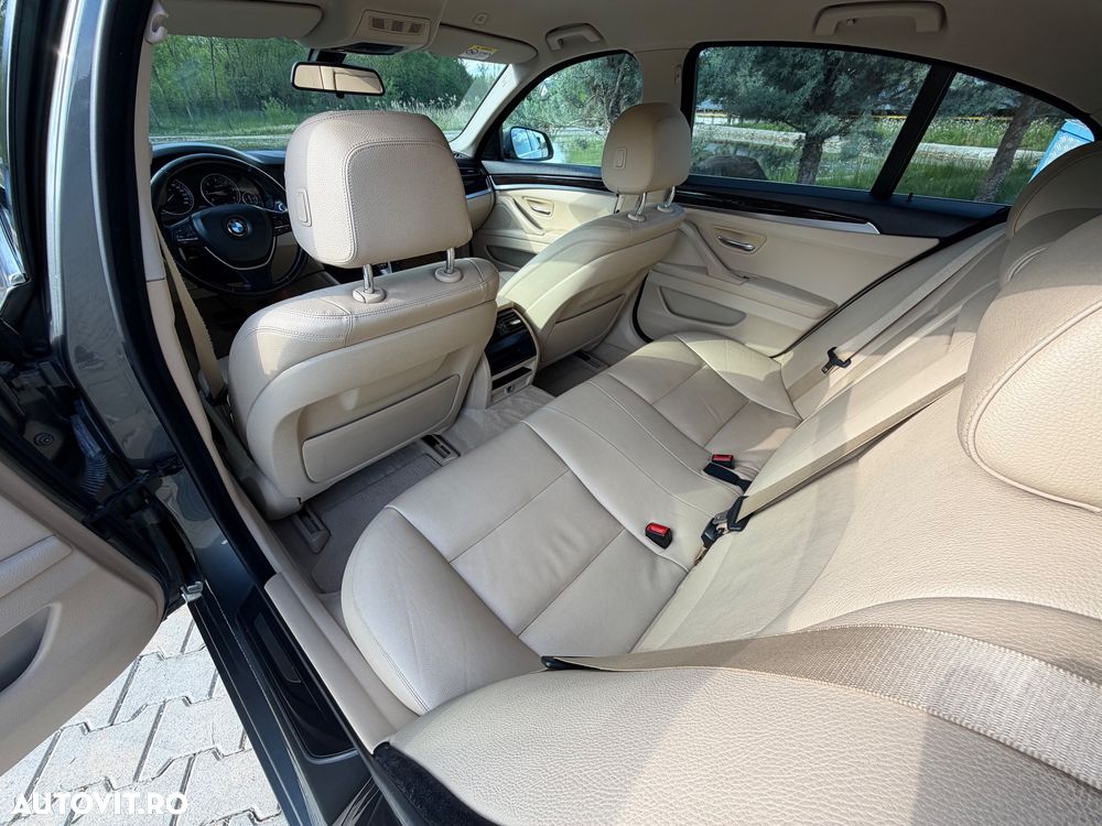 BMW Seria 5 520d Aut. - 14