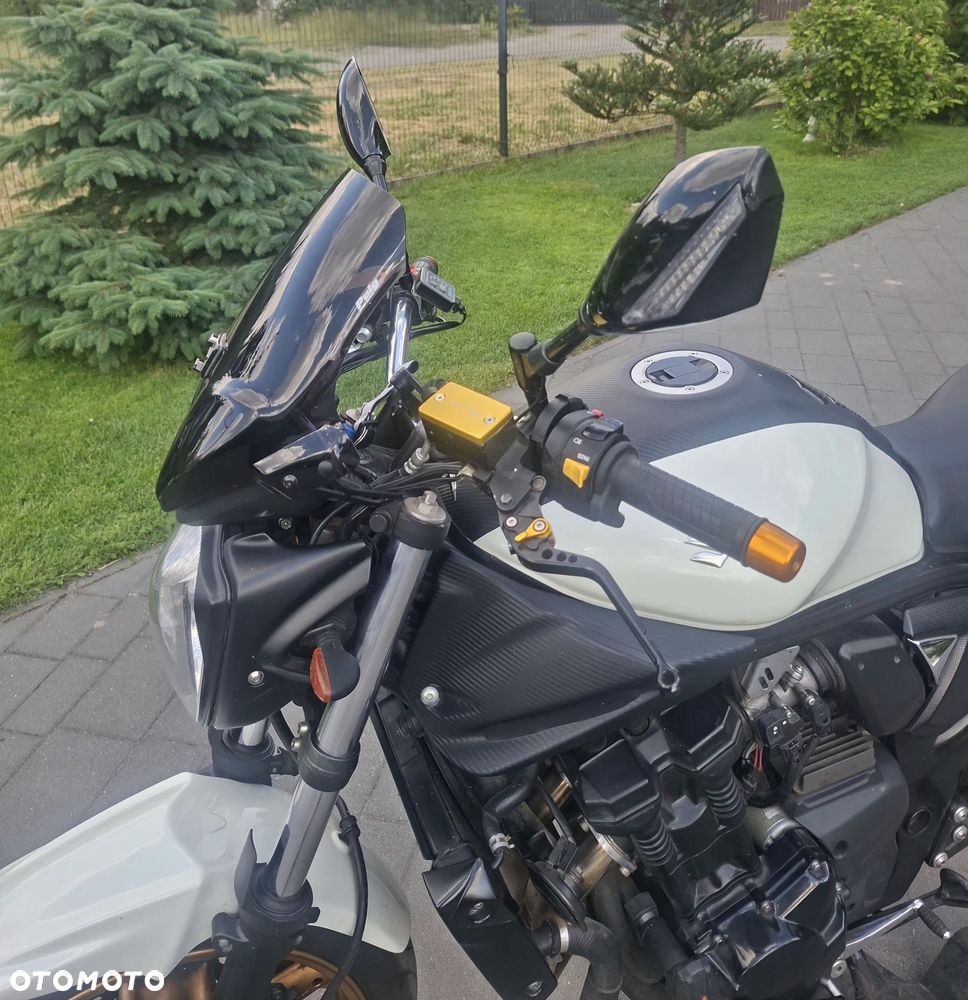 Suzuki Bandit - 10