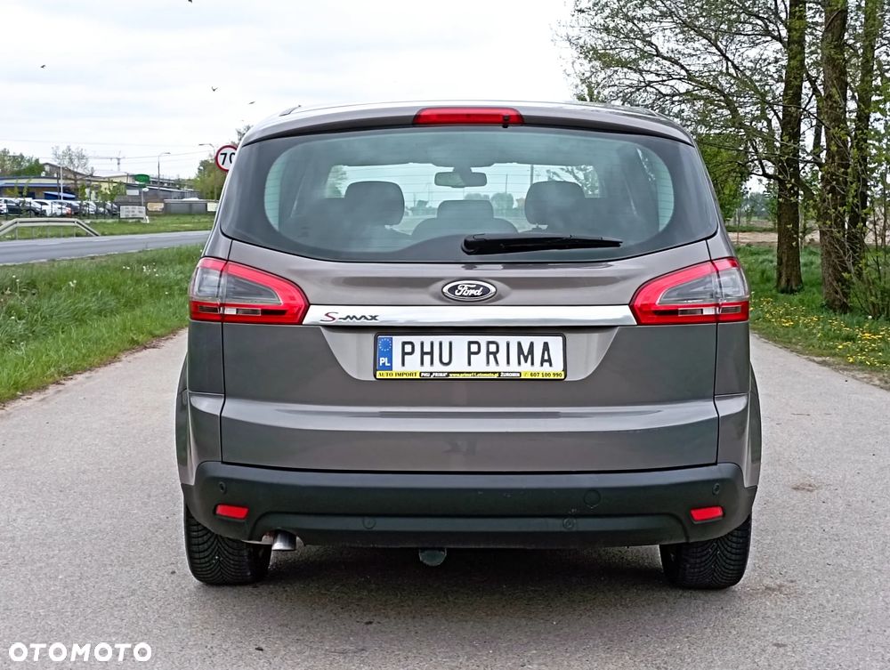 Ford S-Max - 16