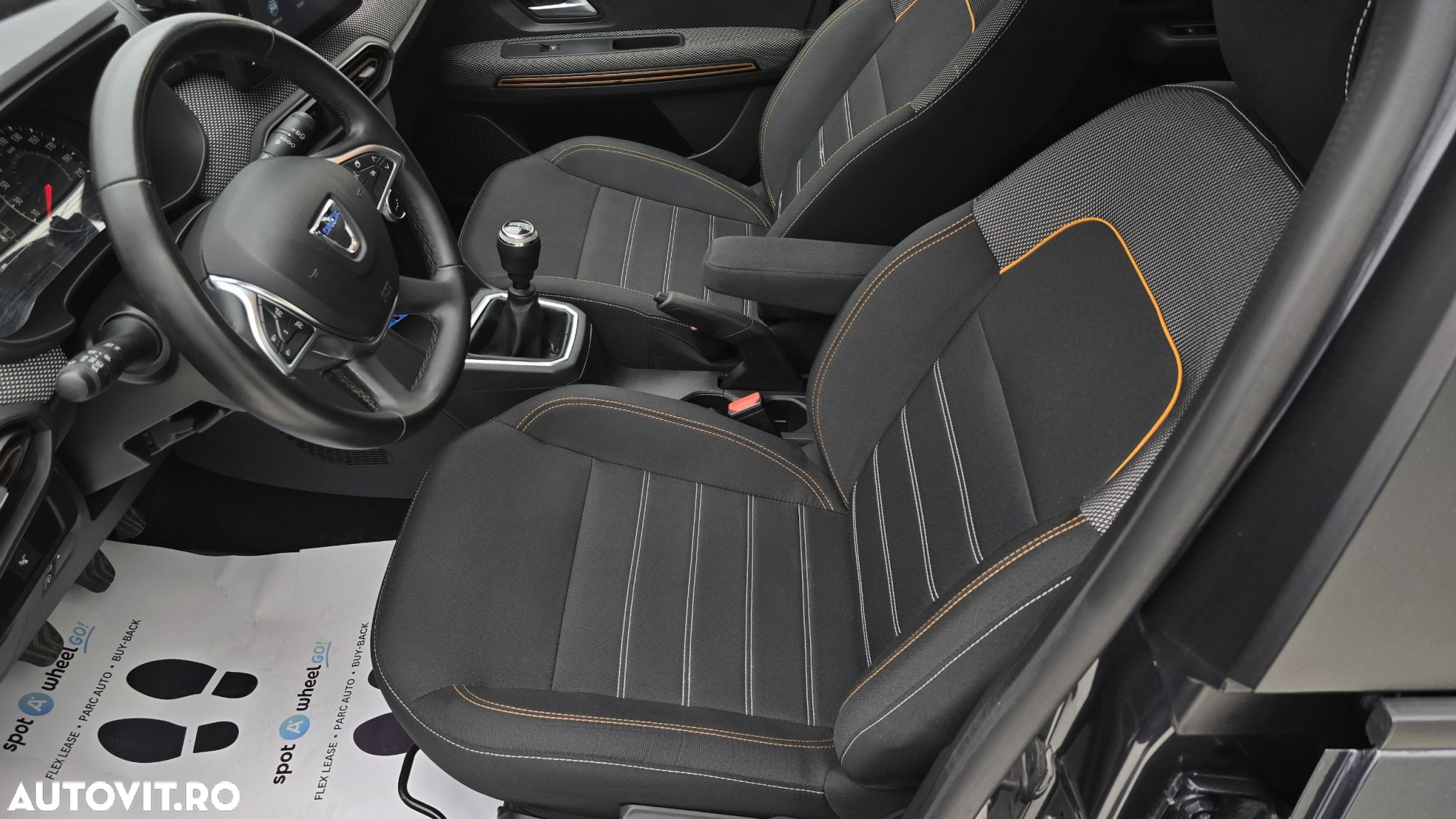 Dacia Sandero Stepway TCe 90 MT6 Comfort - 12