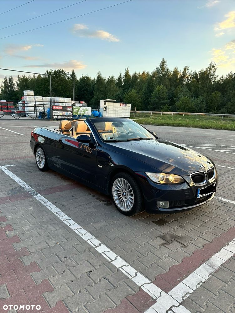 BMW Seria 3 320i - 9