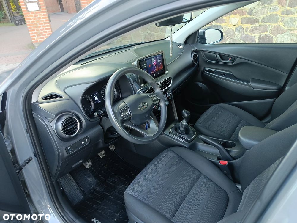 Hyundai Kona - 12