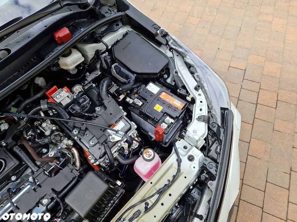 Toyota Corolla 1.8 Hybrid Style - 12