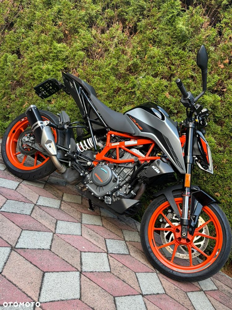 KTM Duke 390 - 4