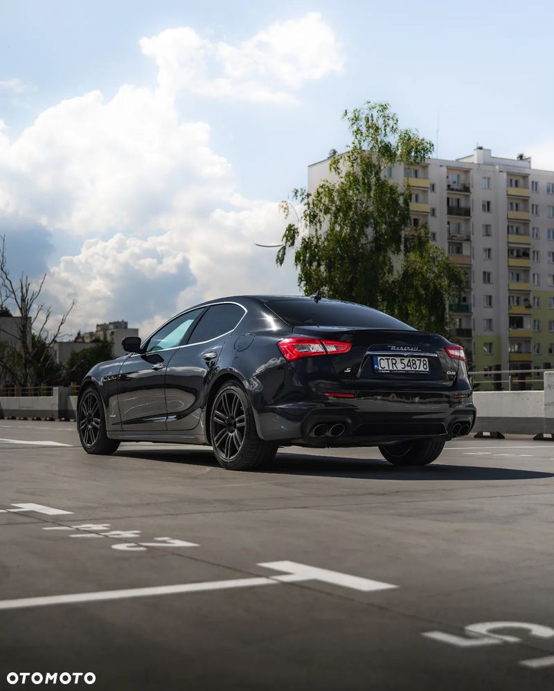 Maserati Ghibli S GranSport - 8