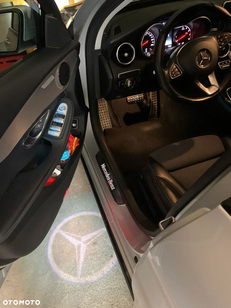Mercedes-Benz Klasa C 180 9G-TRONIC Edition - 6