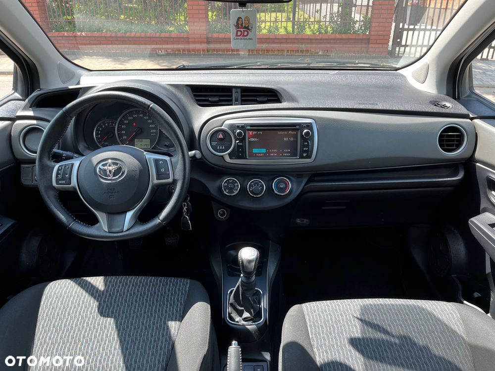 Toyota Yaris 1.33 Premium - 16