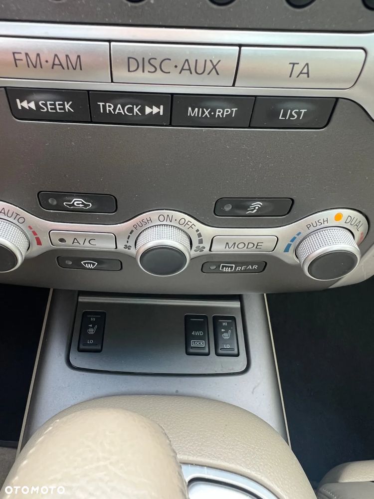 Nissan Murano 2.5 D Premium - 15