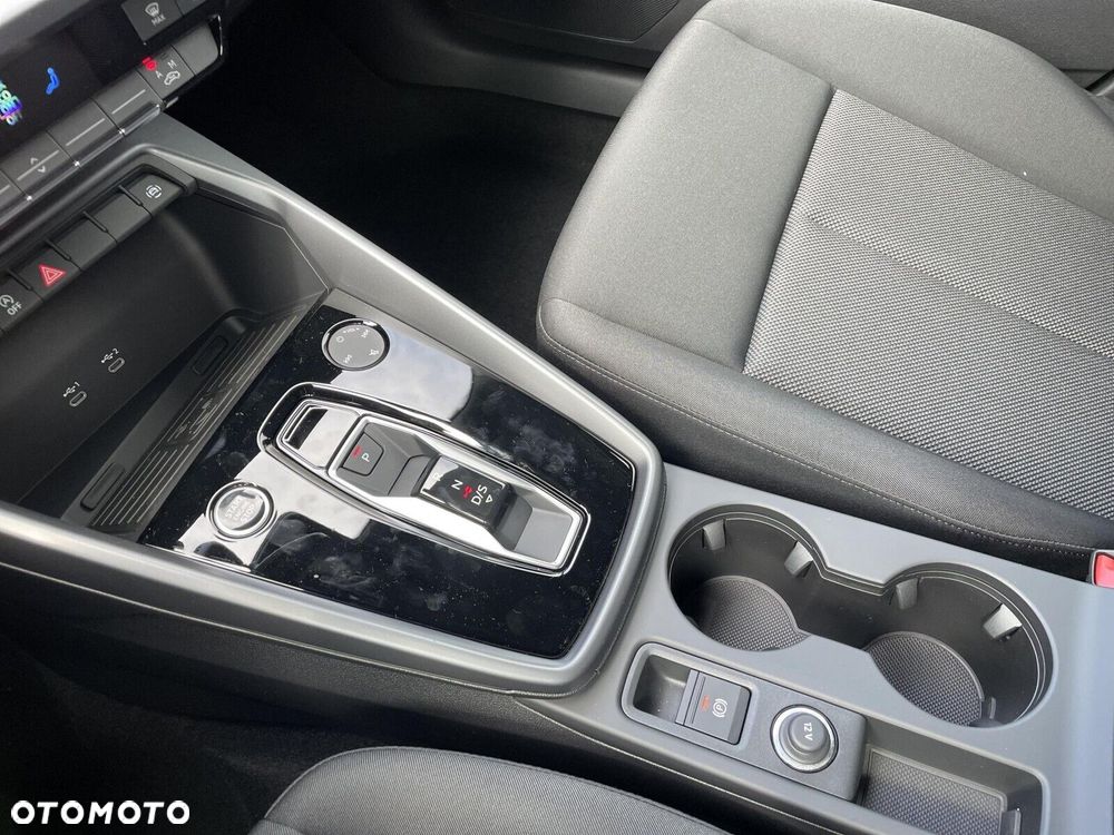 Audi A3 Sportback - 13