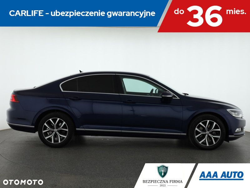 Volkswagen Passat - 7