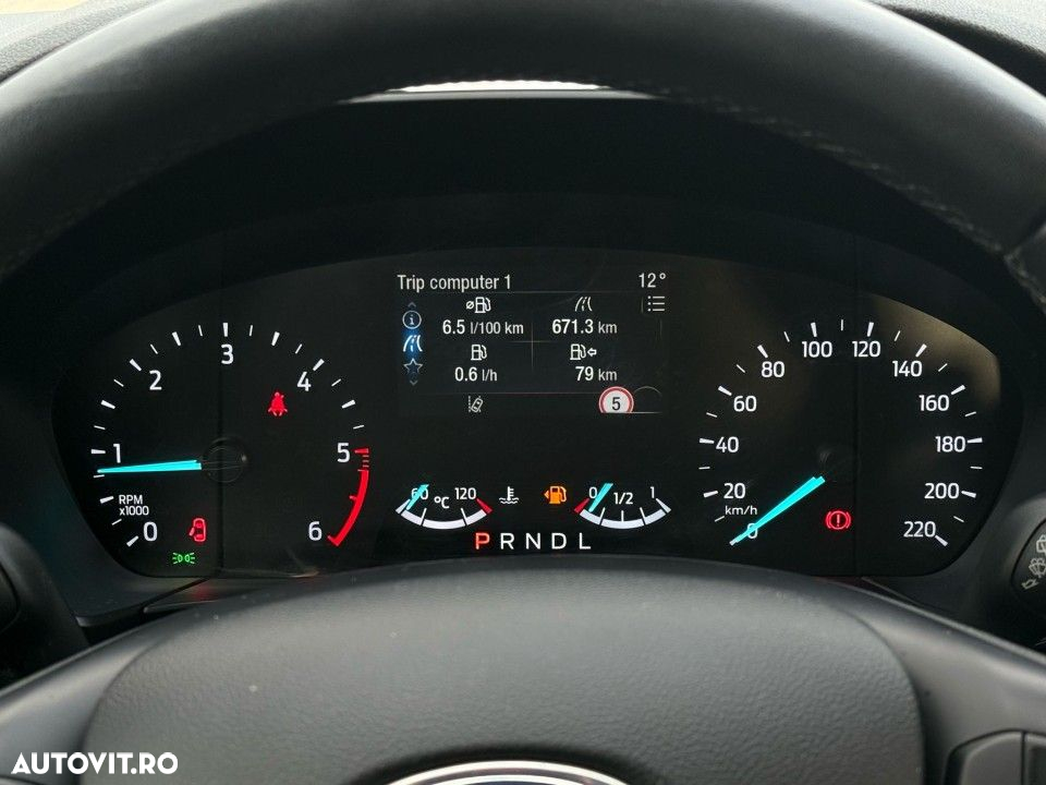Ford Kuga 2.0 EcoBlue 4x4 Aut. TITANIUM - 23