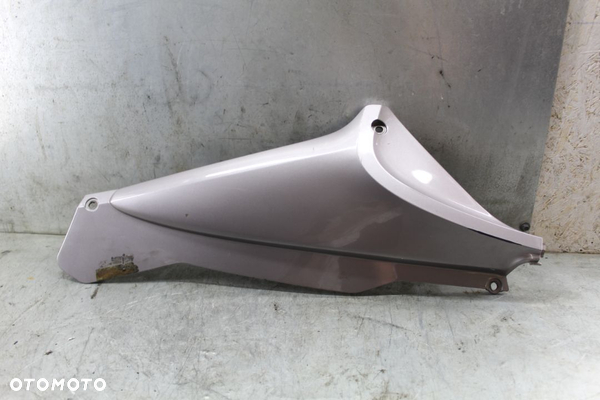 Honda ST1300 Pan European 03r Ogon owiewka boczna boczek prawy