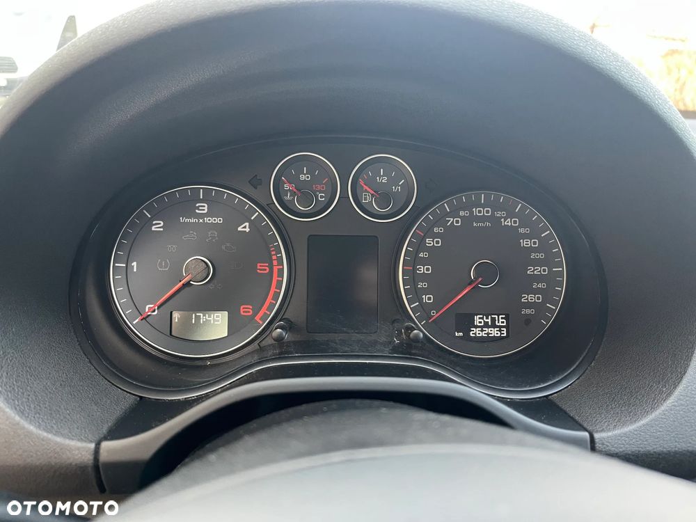 Audi A3 Sportback - 8