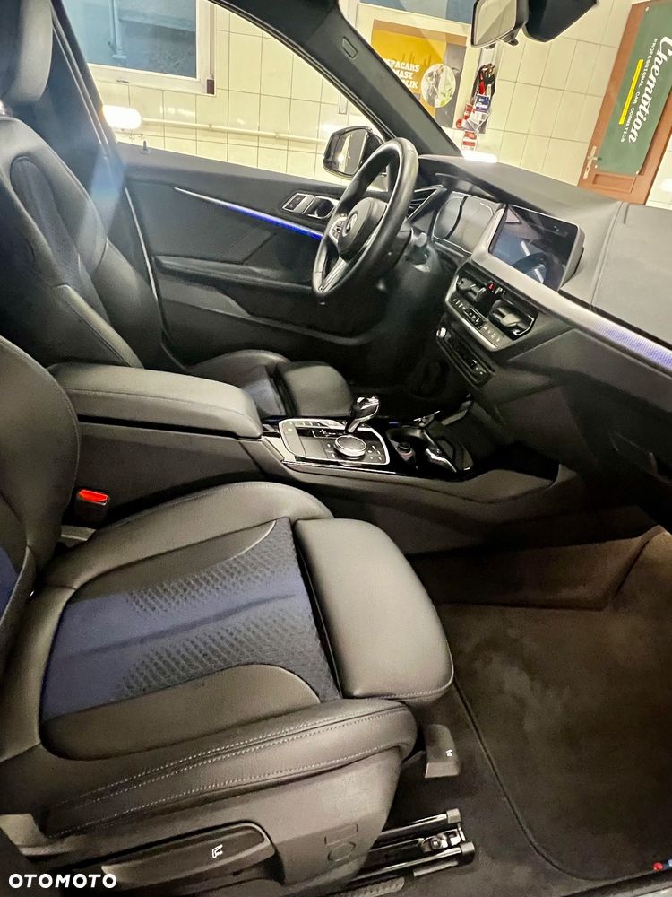 BMW Seria 1 118i M Sport - 27
