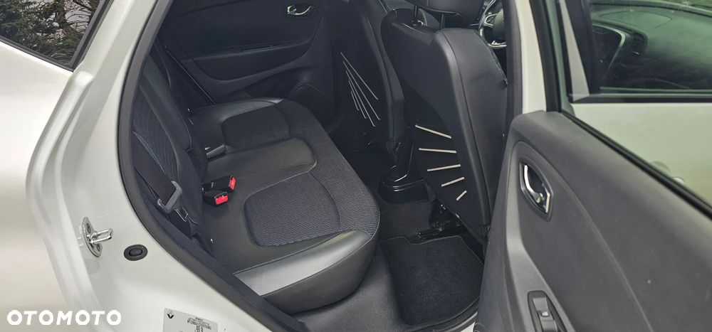 Renault Captur - 12