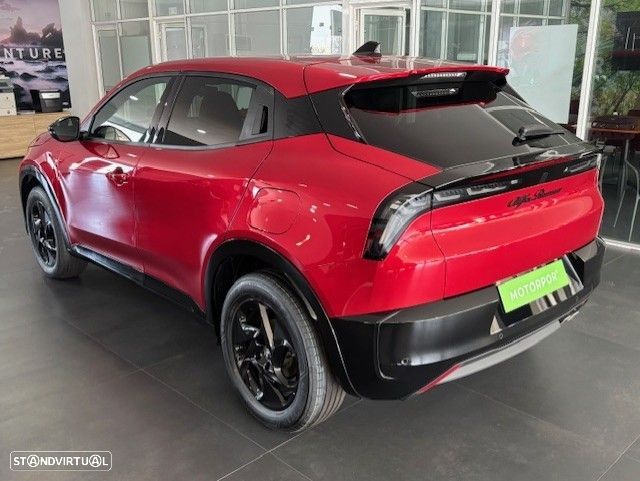 Alfa Romeo Junior 1.2 eDCT6 - 7