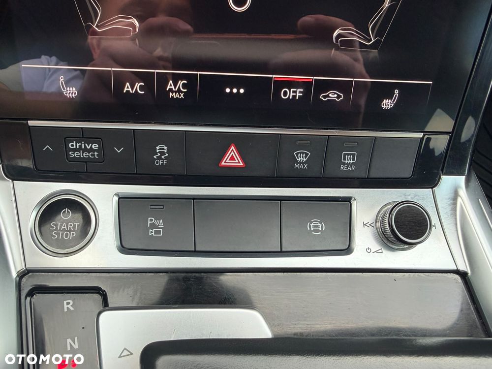 Audi e-tron 55 Quattro Advanced - 24