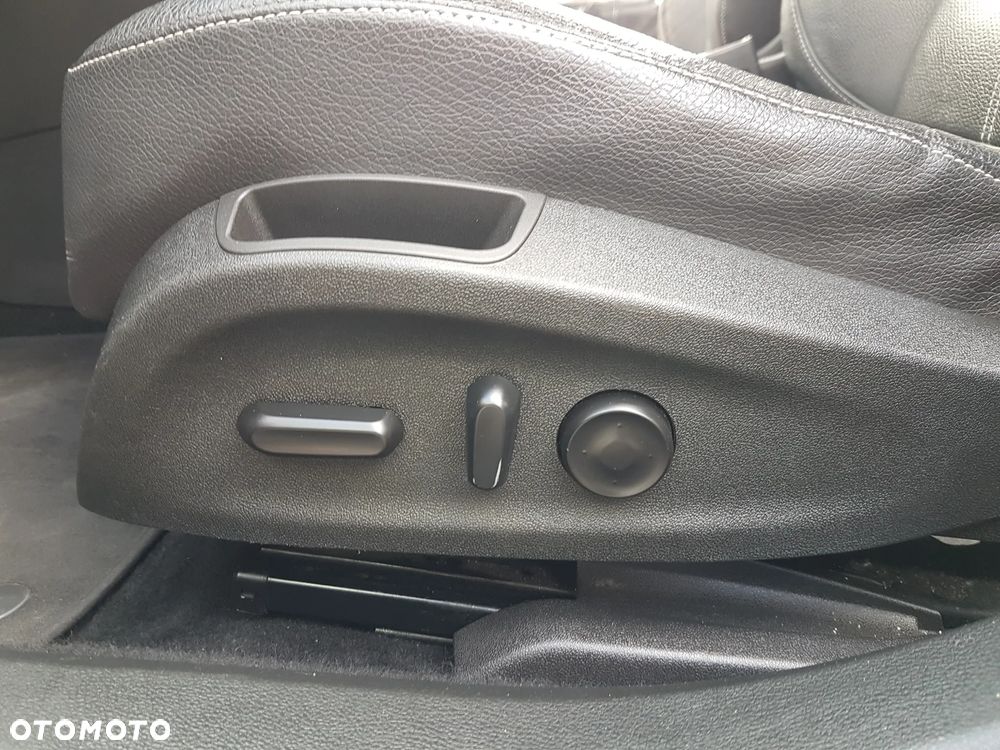 Opel Astra 2.0 CDTI DPF ecoFLEX SportsTourer Start/Stop Exklusiv - 32