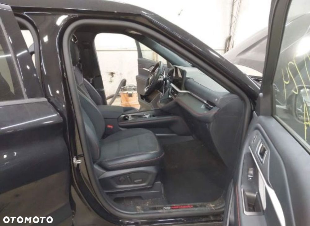 Ford Explorer - 9