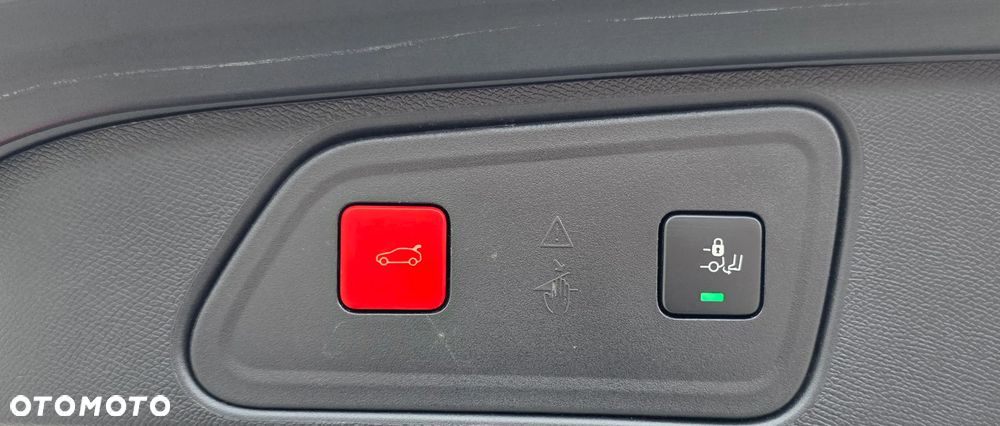 Peugeot 3008 1.5 BlueHDi GT S&S EAT8 - 30