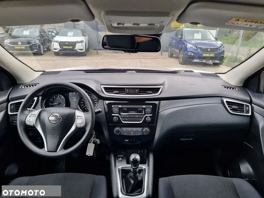 Nissan Qashqai 1.2 DIG-T Visia - 14
