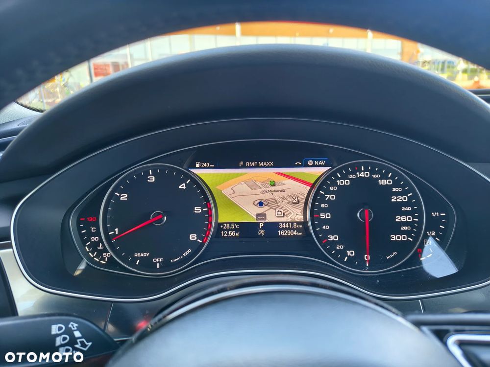 Audi A6 Avant - 10