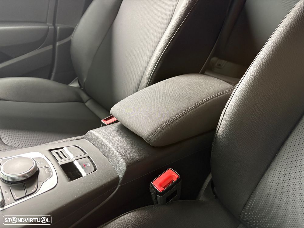 Audi A3 Limousine 2.0 TDI S-line - 43