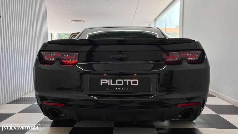Chevrolet Camaro Coupe 6.2 V8 - 9
