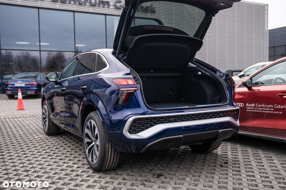 Audi Q3 Sportback - 8