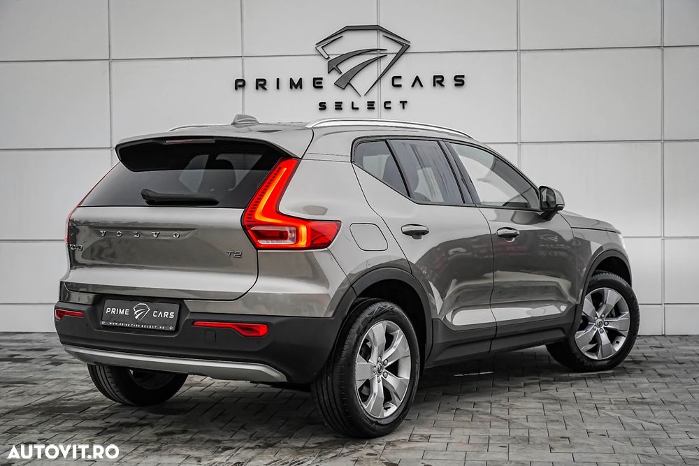 Volvo XC 40 T2 Plus Bright - 2
