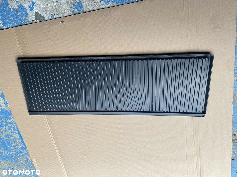 DYWANIK 3 RZĄD VOLVO XC90 II 31435464 - 1