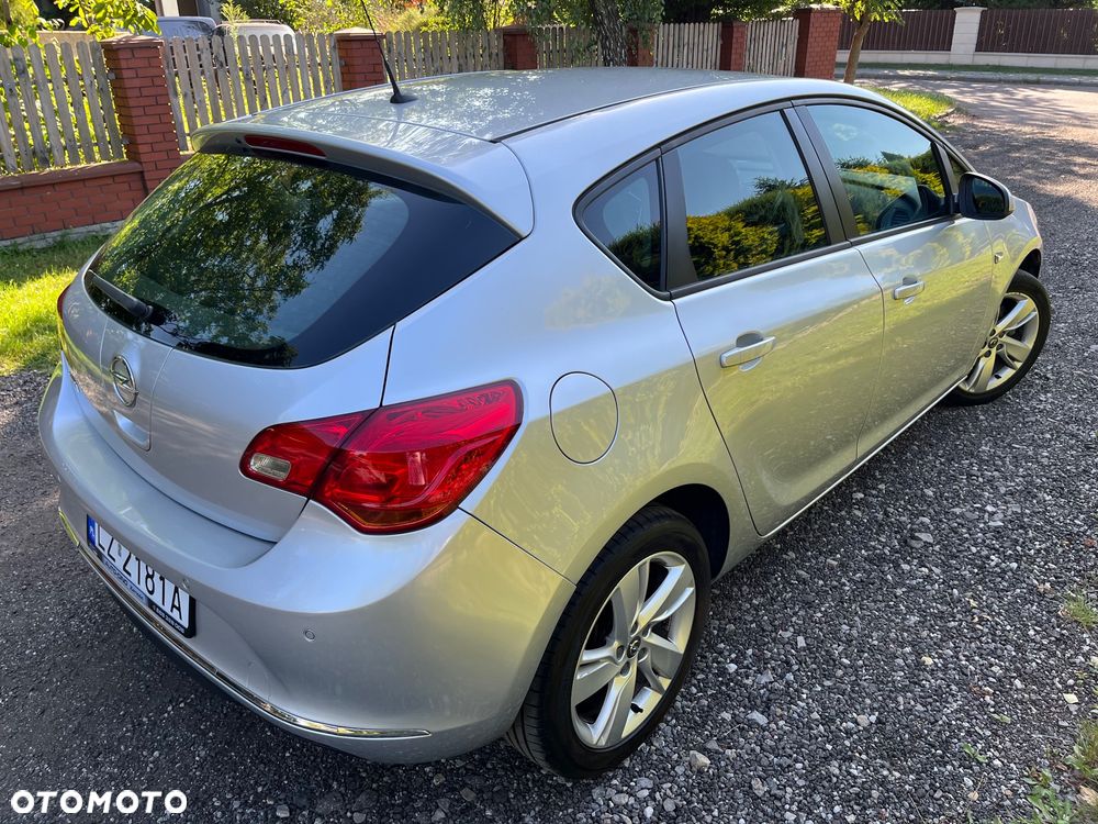 Opel Astra III 1.4 - 8