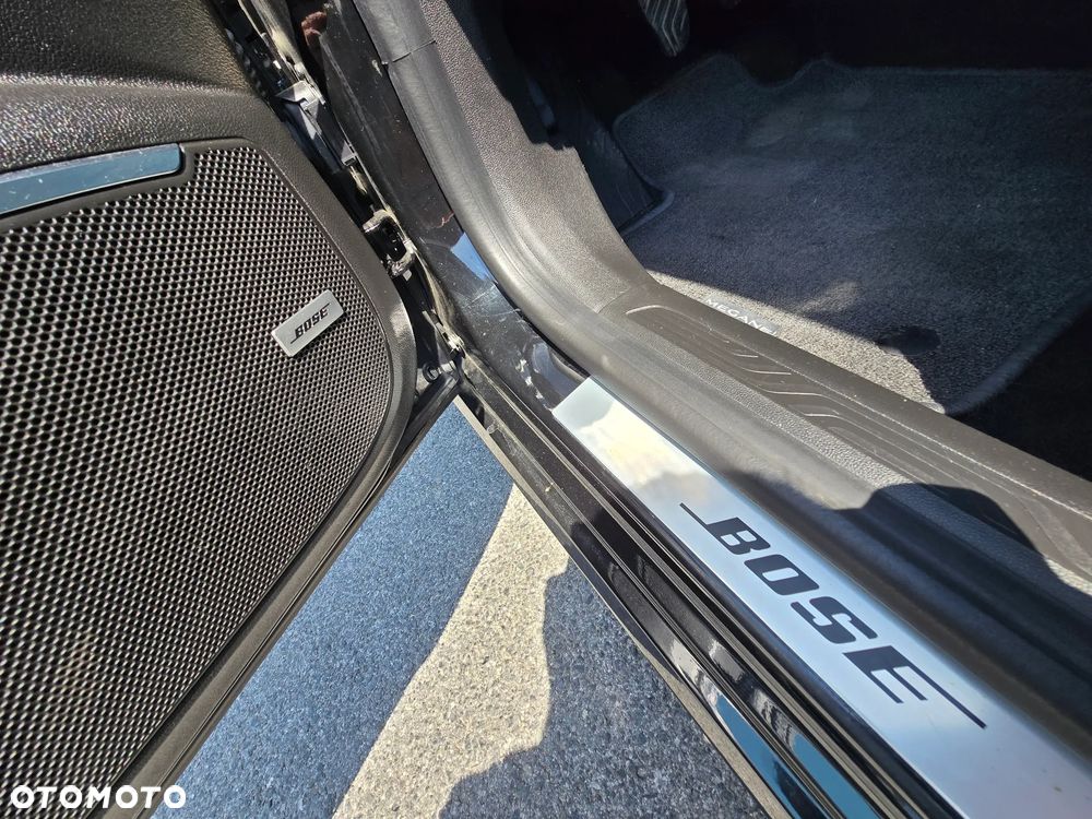 Renault Megane BLUE dCi 115 BOSE EDITION - 9