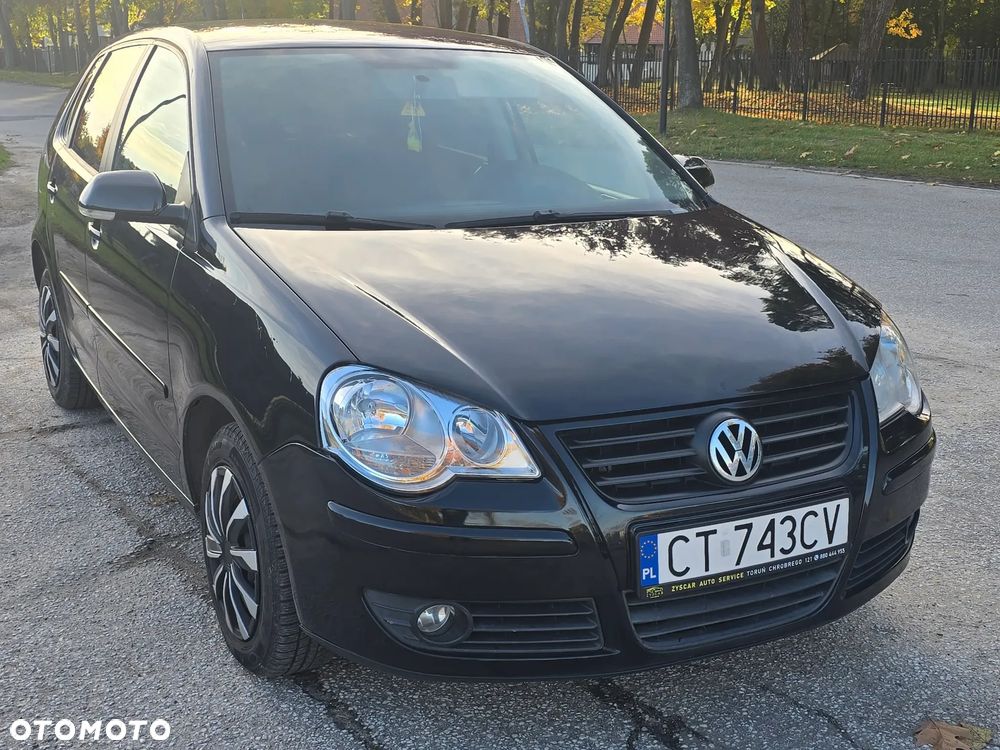 Volkswagen Polo - 2
