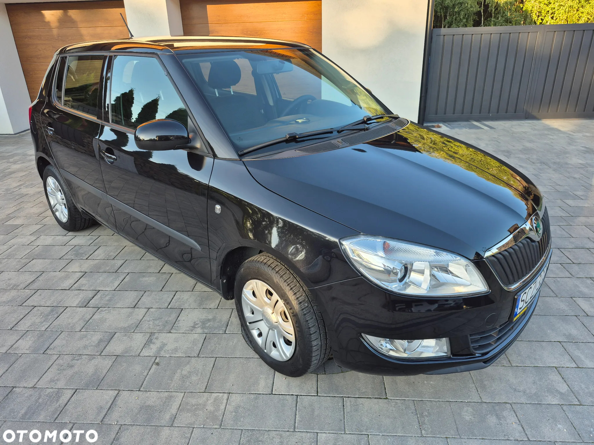 Skoda Fabia 1.2 HTP Ambiente - 24