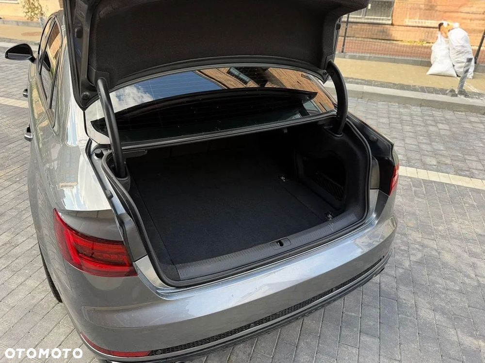 Audi A4 Limousine 2.0 TFSI quattro S tronic sport - 9