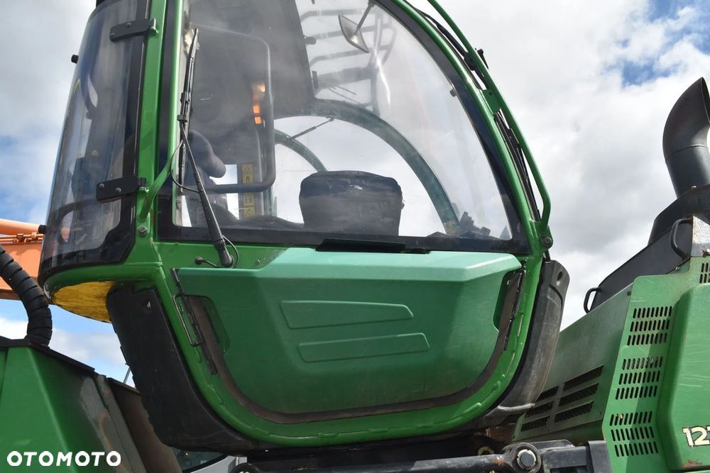 John Deere 1210E - 12