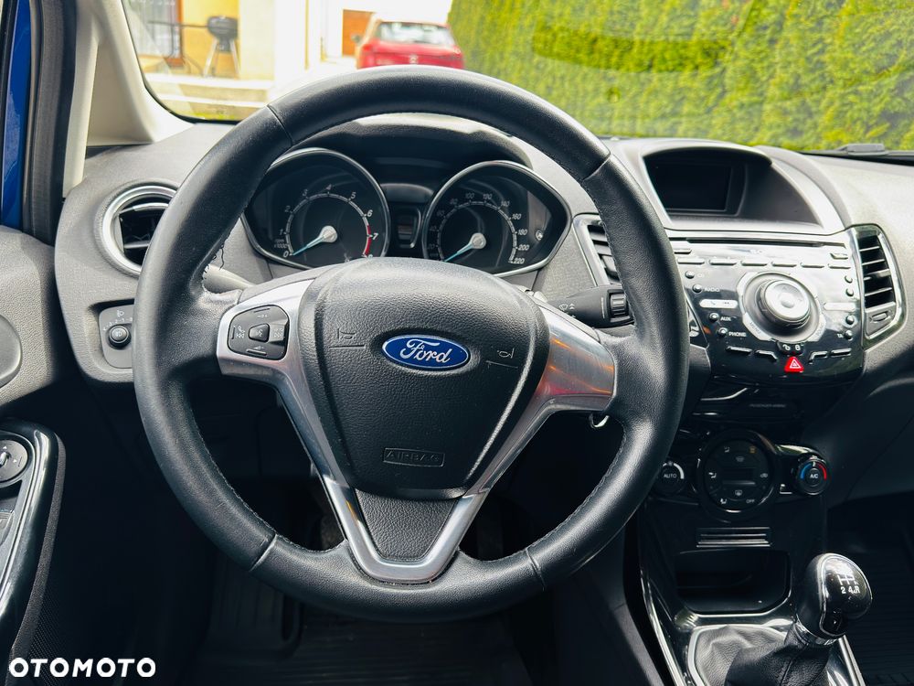 Ford Fiesta - 17