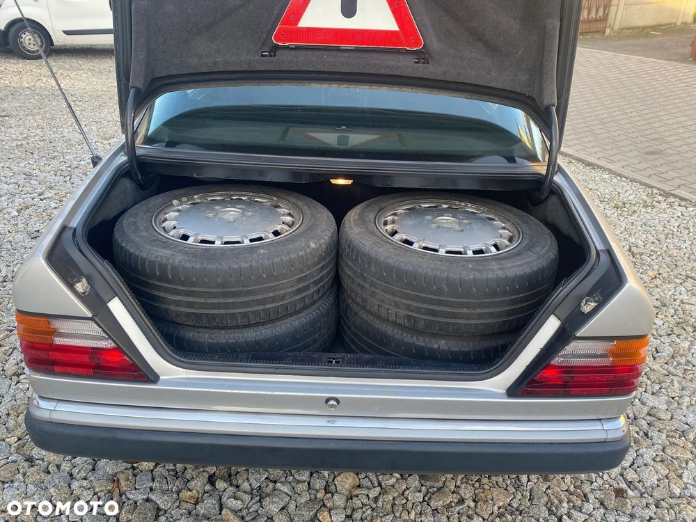 Mercedes-Benz W124 (1984-1993) - 20