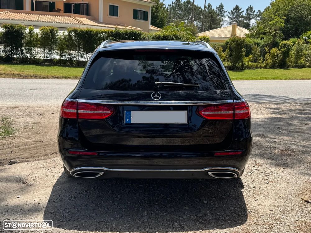 Mercedes-Benz E 220 d 9G-TRONIC AMG Line - 9