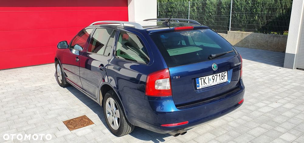 Skoda Octavia 1.8 TSI Ambiente DSG - 3