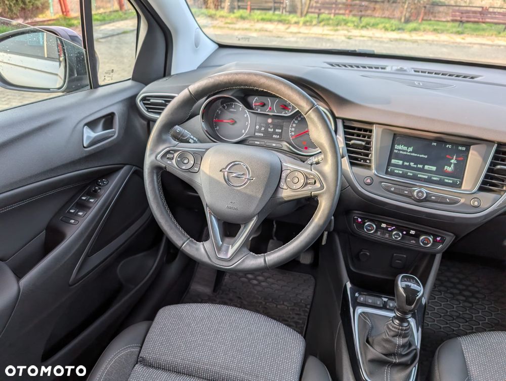 Opel Crossland X - 17