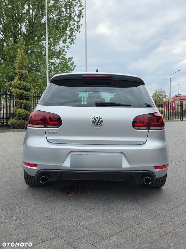 Volkswagen Golf 2.0 GTI - 4